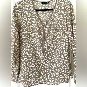 Apt 9 Blouse - tan and white